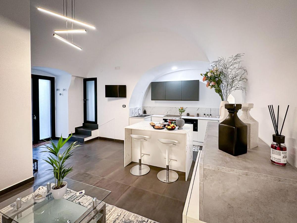 Marbel Suite Adelfia Exterior foto